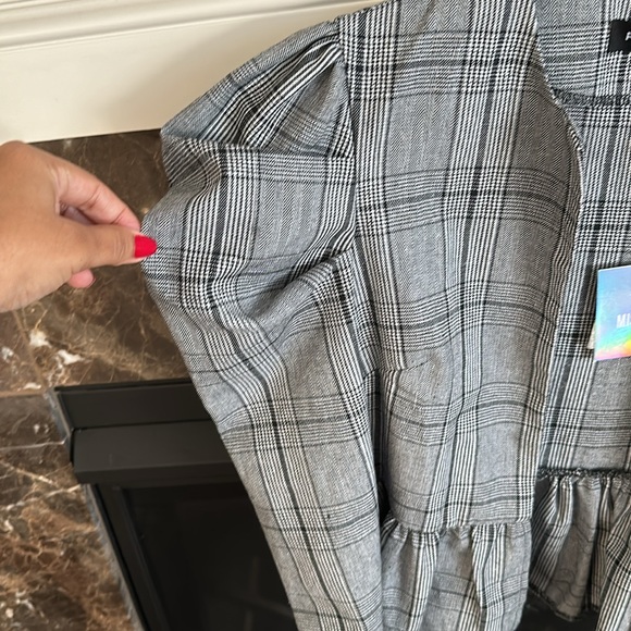 Puff sleeve peplum jacket blazer New!! Gorgeous - Picture 3 of 4